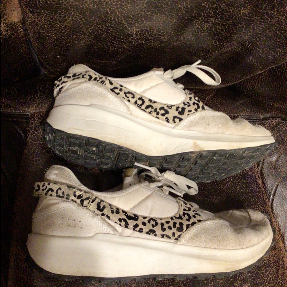 Nike Leopard Print Sneakers Size 8